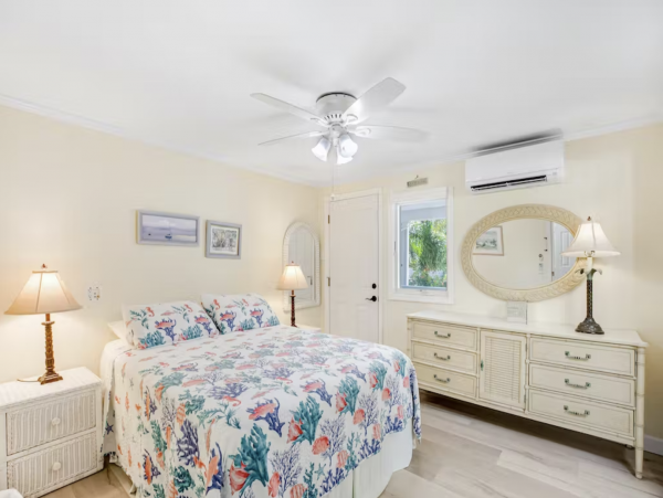 Ocean Views Marathon Vacation Home Four Bedroom