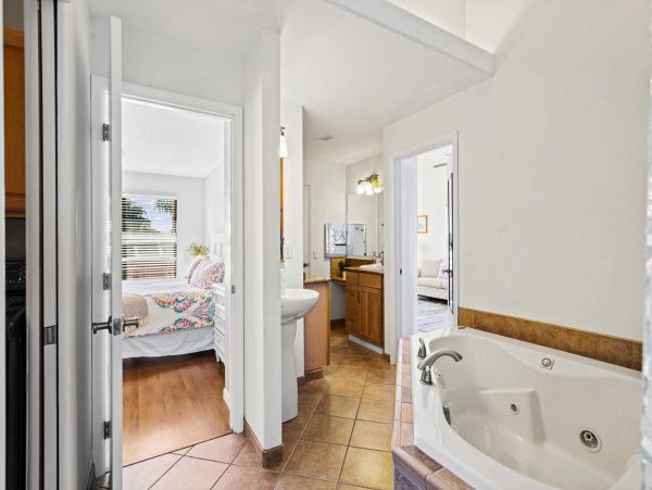 Four Bedroom Caloosahatchee Villa