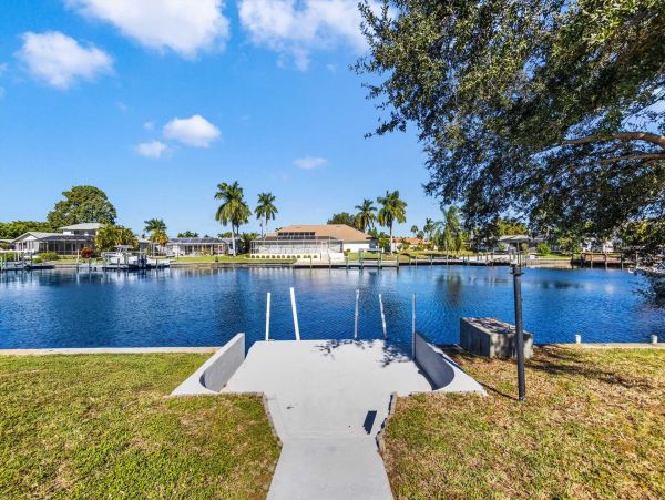 Four Bedroom Caloosahatchee Villa