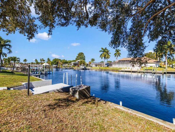 Four Bedroom Caloosahatchee Villa