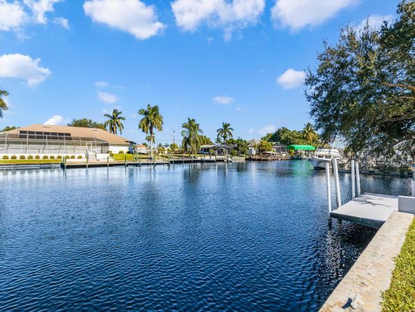 Four Bedroom Caloosahatchee Villa