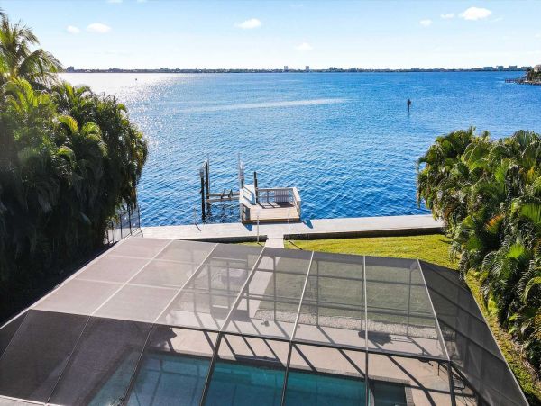 Bay Front Three Bedroom Villa