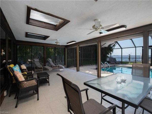 Bay Front Three Bedroom Villa