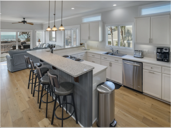 Hilton Head Luxury Beach Home 5 Bedrooms & Private Pool