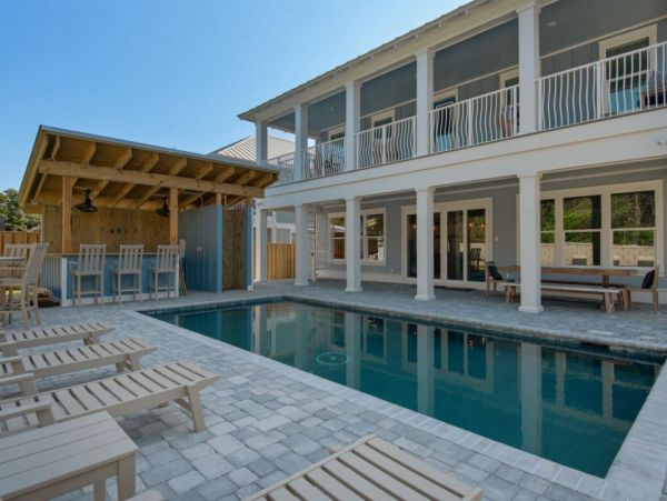 Miramar Beach Six Bedroom Vacation Home 24 Guests