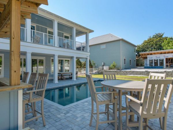 Miramar Beach Six Bedroom Vacation Home 24 Guests