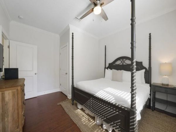 Luxury Six Bedroom Vacation Home in Destin