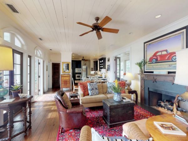 Oceanfront Vacation Home in St. Simons Island with Pool