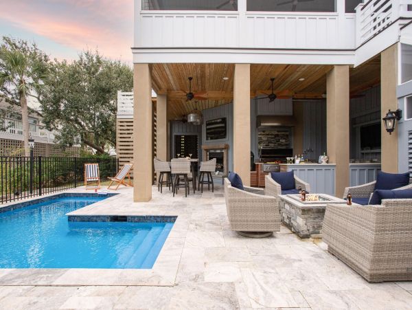 Beautiful  5 Bedroom Home with Pool in Isle of Palms