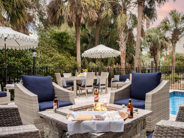 Beautiful  5 Bedroom Home with Pool in Isle of Palms