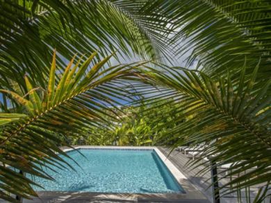 Amazing 3 Bedroom Pool Villa & Steps from the Water´s Edge