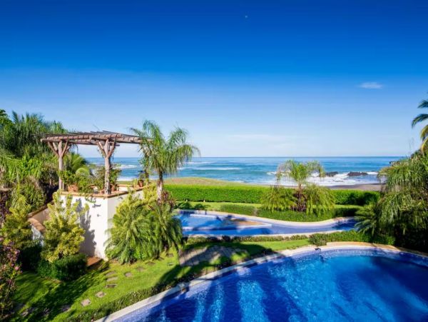 Luxurious Beach Estate with Amazing Views in Guanacaste
