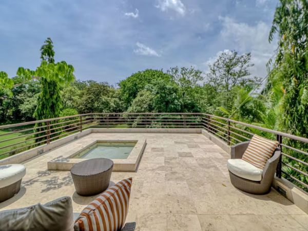 Luxurious Beach Estate with Amazing Views in Guanacaste
