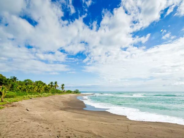 Luxurious Beach Estate with Amazing Views in Guanacaste