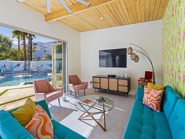 Palm Springs Home 1012885