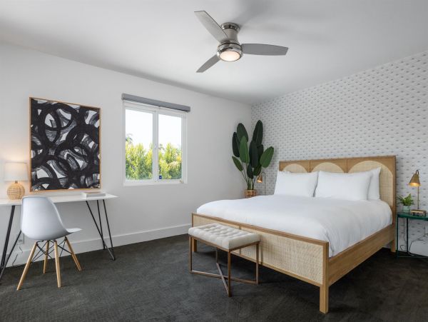 Palm Springs Home 1012889