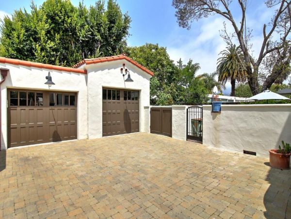 Your Coastal Getaway in Santa Barbara Sleeps 8 Guests