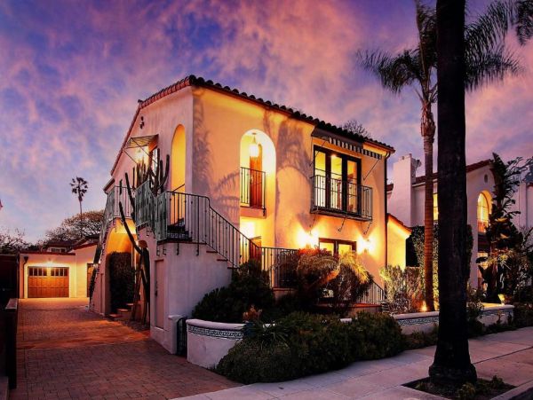 Your Coastal Getaway in Santa Barbara Sleeps 8 Guests