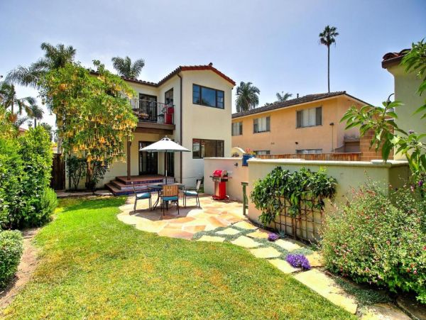 Your Coastal Getaway in Santa Barbara Sleeps 8 Guests