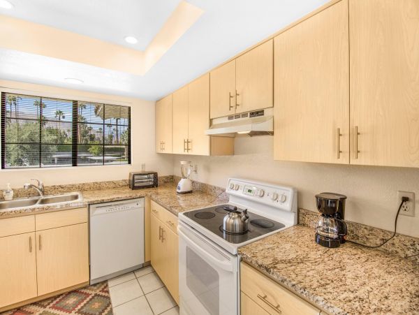Palm Springs Condo 1012894