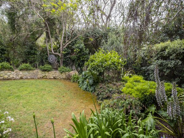 Relaxing Montecito Getaway with Hot Tub & Firepit