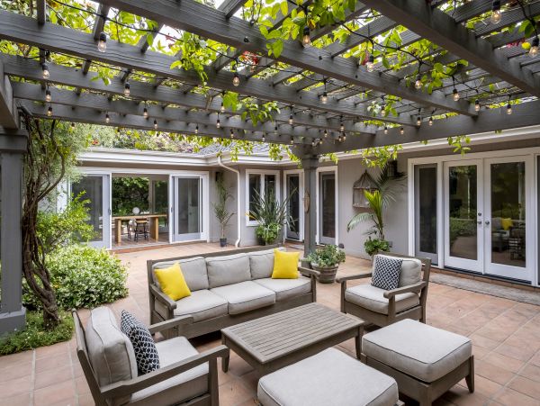 Relaxing Montecito Getaway with Hot Tub & Firepit