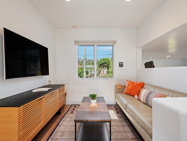 Luxury Santa Barbara 4 Bedroom Home Full Ocean View