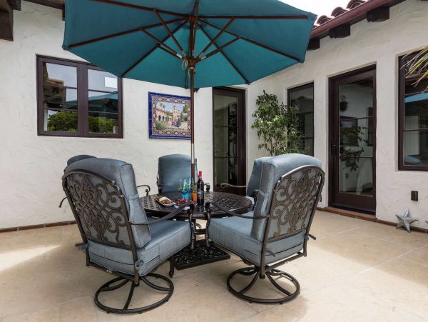 Spanish-Style Santa Barbara Vacation Rental Near the Beach
