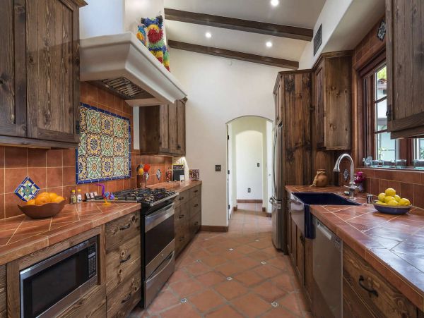 Spanish-Style Santa Barbara Vacation Rental Near the Beach