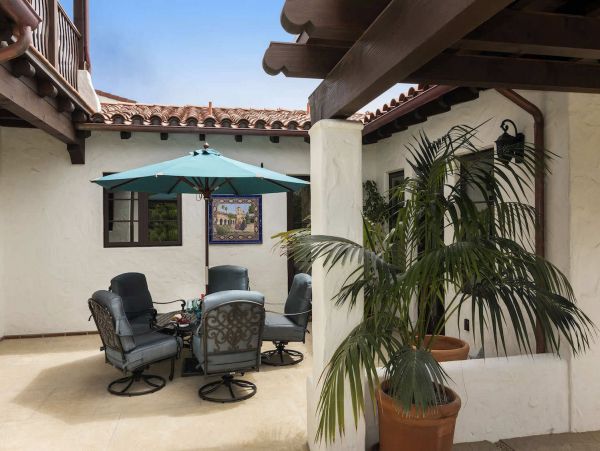 Spanish-Style Santa Barbara Vacation Rental Near the Beach