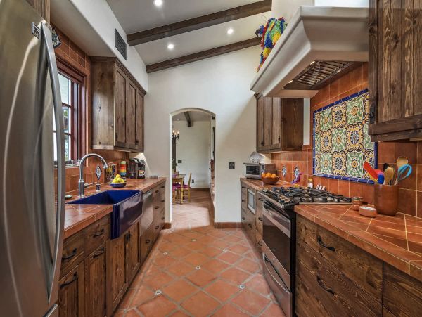 Spanish-Style Santa Barbara Vacation Rental Near the Beach