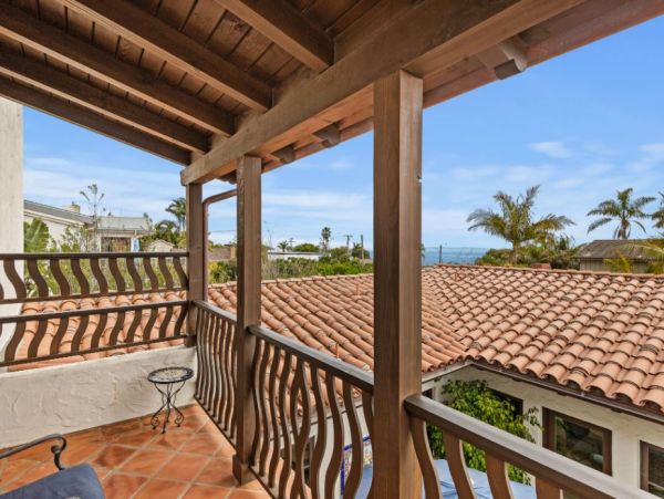 Spanish-Style Santa Barbara Vacation Rental Near the Beach