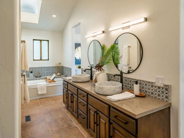 Gorgeous Three Bedroom Vacation Home in Santa Barbara