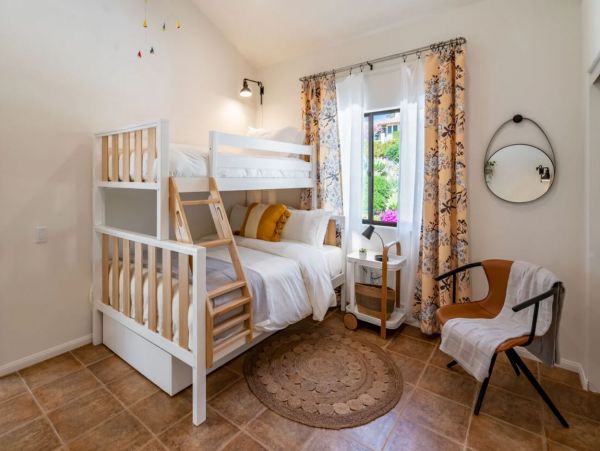 Gorgeous Three Bedroom Vacation Home in Santa Barbara