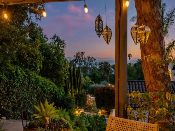 Gorgeous Three Bedroom Vacation Home in Santa Barbara