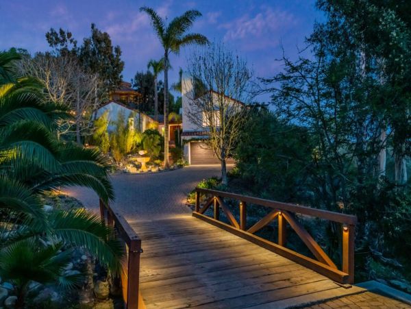 Gorgeous Three Bedroom Vacation Home in Santa Barbara