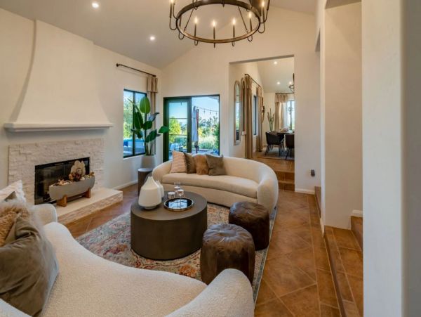 Gorgeous Three Bedroom Vacation Home in Santa Barbara