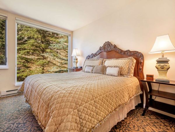 Two bedroom Lionshead Balcony Condo