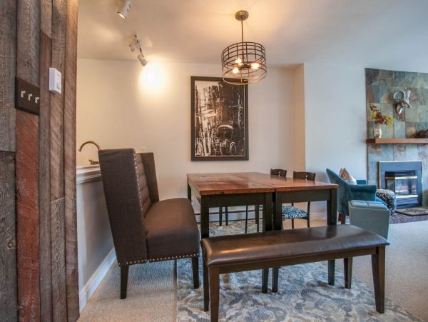 Vail Two bedroom Balcony Condominium