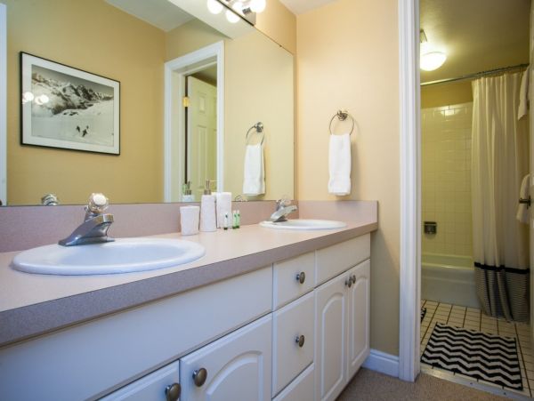 Vail Two bedroom Balcony Condominium
