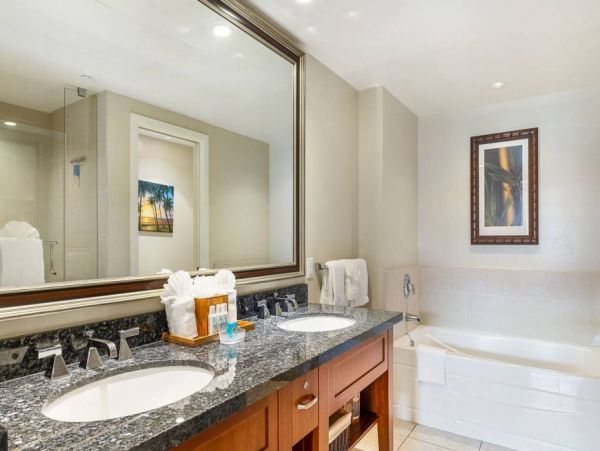 Kaanapali Ocean View Condominium