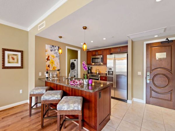 Kaanapali Ocean View Condominium
