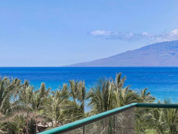 Kaanapali Ocean View Condominium
