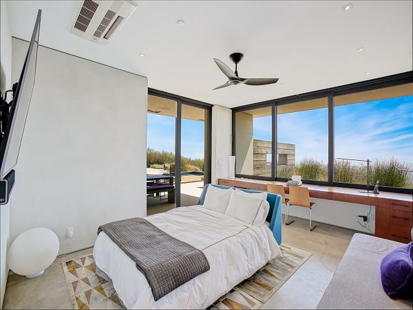 Beautiful Santa Barbara Vacation Home Three Bedroom