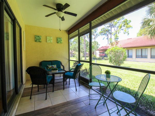 Sarasota Delightful Two Bedroom Vacation Villa