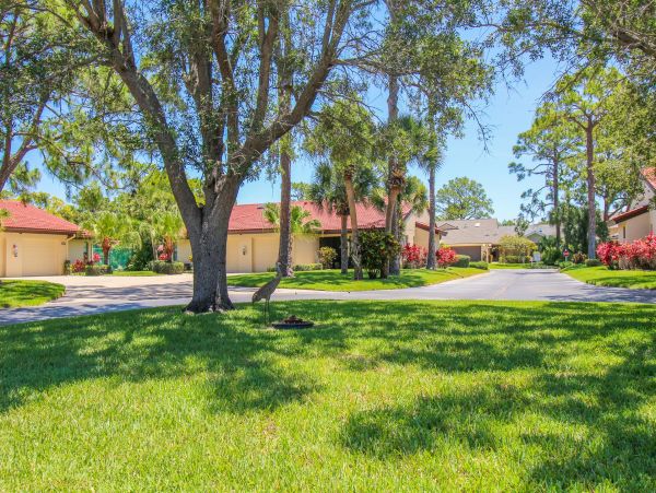 Sarasota Delightful Two Bedroom Vacation Villa