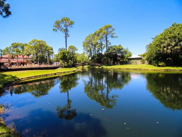 Sarasota Delightful Two Bedroom Vacation Villa