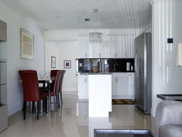 Beautiful Vacation Home  Private Pool & Spa Fort Lauderdale