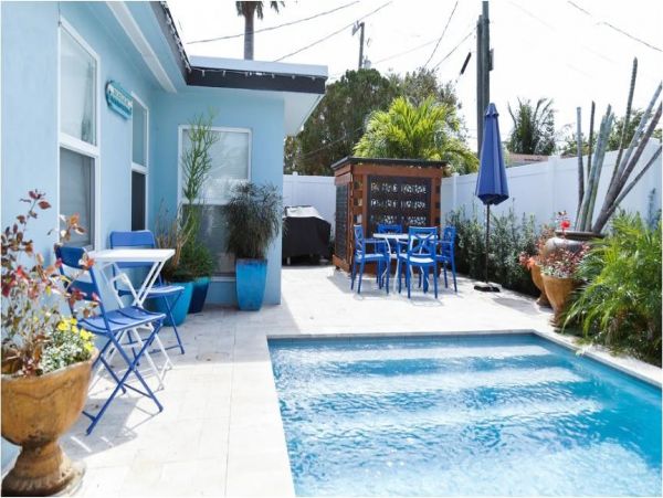 Fort Lauderdale Vacation Pool Home Three Bedroom