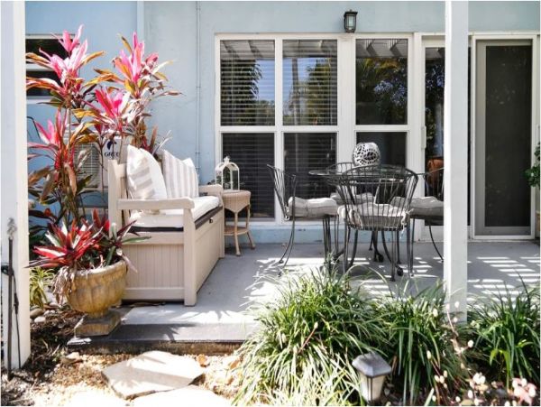 Fort Lauderdale Vacation Pool Home Three Bedroom